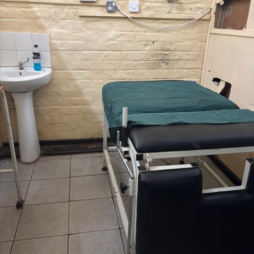 Labor Room (2)